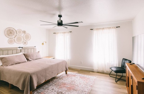 Aubrey House | Aubrey Downtown Charmer
