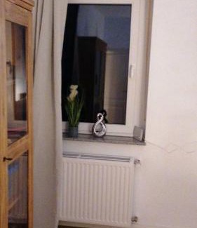 Hitdorf Apartment | AufmLohr - Appartement mit 3 Schlafzimmern - in Leverkusen Hitdorf - Private Parkplätze vorhanden-