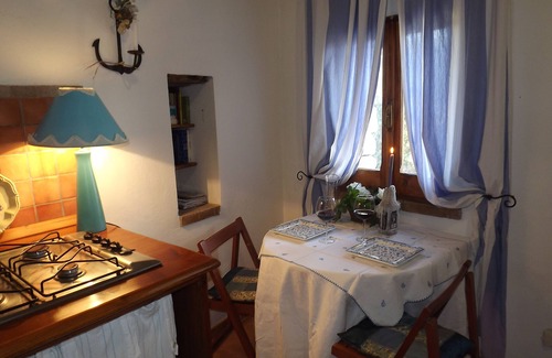 Sant'Antioco Cottage | Aunt Luisa's cottage in Sardinia, five minutes from the sea