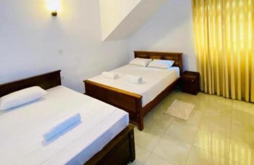 Gurudeniya Hotel | Aussie Lanka