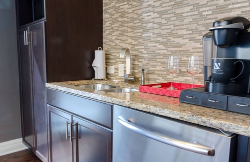 Waller Creek District Apartment | Austin Beautiful Studio Apartment