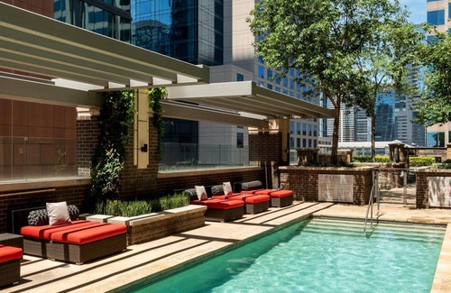Waller Creek District Apartment | Austin Beautiful Studio Apartment