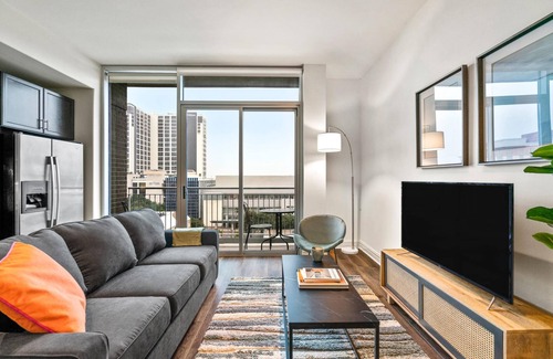 Waller Creek District Apartment | Austin Classy 1BD 1BA Apartment