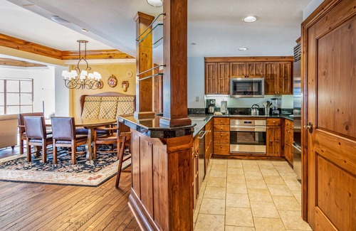 Vail Condo | Austrian Condo in Vail Village with Free Concierge, Breakfast, Parking