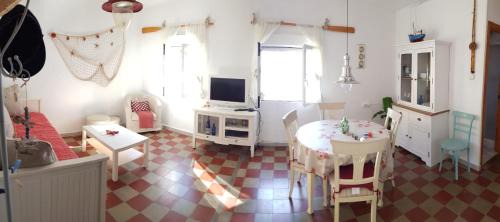Villajoyosa Apartment | Auténtica vivienda de pescadores en primerísima línea de playa