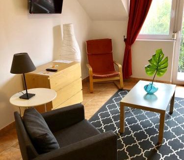 Mako Hotel | Autóscsárda és Panzió