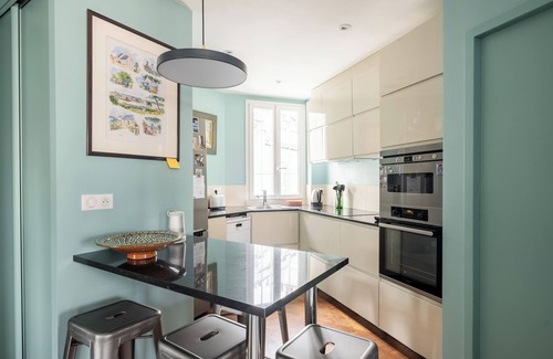 Villa Montmorency Apartment | Auteuil Refinement, by Veeve