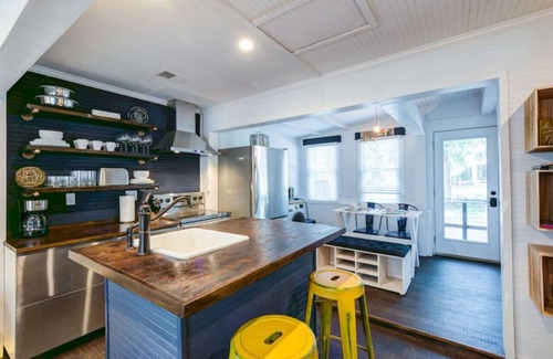 Folly Beach Cottage | Authentic 1940's renovated Folly cottage!