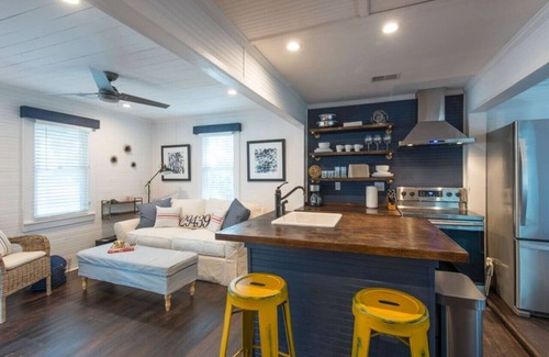 Folly Beach Cottage | Authentic 1940's renovated Folly cottage!