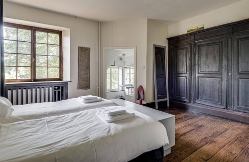 Vielsalm Villa | Authentic group house in Vielsalm with sauna and bubble bath