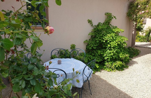 Cotignac House | Authentic provencal country house w/private pool in walking distance to market