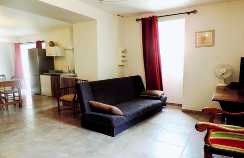 Les Assions House | Authentic Stone Mas Retreat