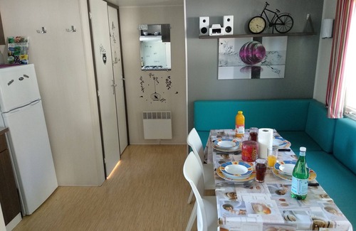 Agde House | "Authentique" Bungalow, 6 Pers, 3 bedrooms, Swimming pool, Air conditioning, Parking, Beach 6 km