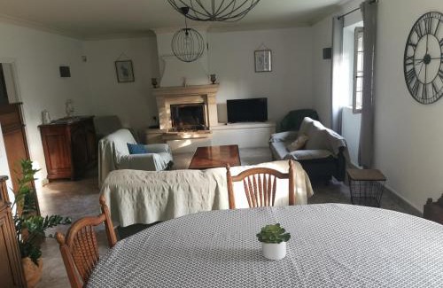 Cheval-Blanc House | Aux portes du Luberon