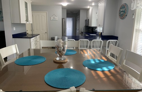 Ocean Park House | Availability! Aug 9-16 .Great Beach House-75YDS to Beach-Bikes Incl