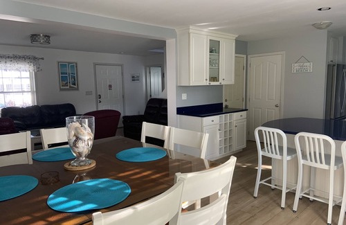 Ocean Park House | Availability! Aug 9-16 .Great Beach House-75YDS to Beach-Bikes Incl