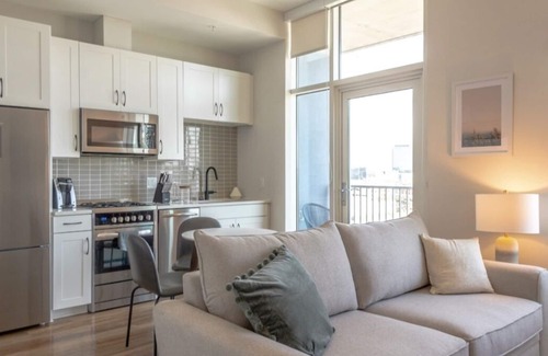 The Gulch Apartment | Available Today-Nurses, Business Travelers-30 Day Minimum-House for Now