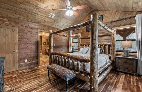 Shreveport House | Available Tonight, Log Cabin With Hot Tub