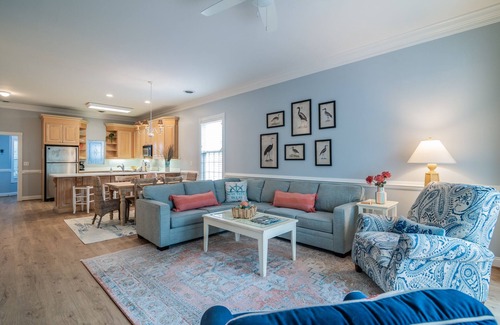 Pawleys Island Condo | Avian Forest 158-101 Updated 4 bedroom condo w/Litchfield by the Sea Access
