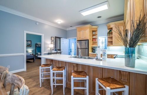 Pawleys Island Condo | Avian Forest 158-101 Updated 4 bedroom condo w/Litchfield by the Sea Access