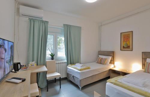 Surcin Apartment | AVIATOR Apartments & Rooms Nikola Tesla Airport Belgrade