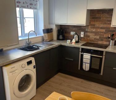 Sheringham House | Avocet Cottage Sheringham