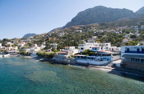 Mirties Hotel | Avra Studios