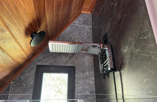 Pedra Azul Ski Chalet | Away Cabanas Pedra Azul 5 min Rota Lagarto, deck panorâmico