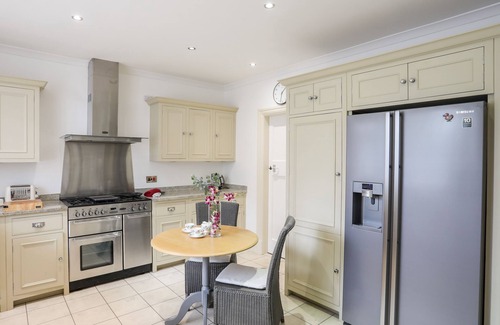 Criccieth House | AWELFRYN, pet friendly, character holiday cottage in Criccieth