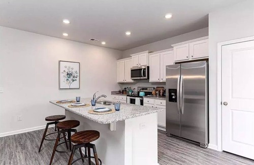 Myrtle Beach House | Awesome 3 bedroom house minutes from the beach