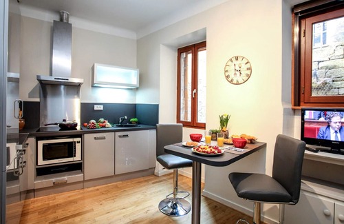 Sarlat-la-Caneda Historic Center Apartment | Awesome apartment in Sarlat-la Canéda