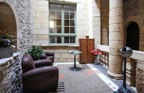 Sarlat-la-Caneda Historic Center Apartment | Awesome apartment in Sarlat-la Canéda