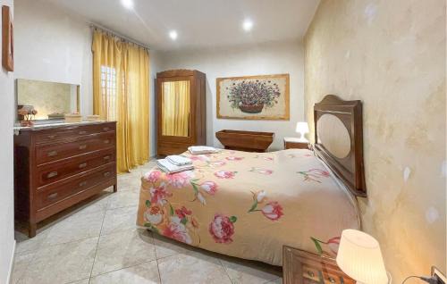 Municipio 1 Apartment | Awesome Apartment In Bari With Wifi