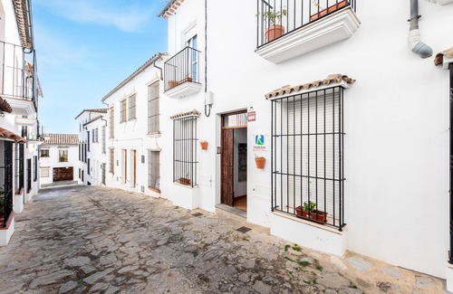 Grazalema Apartment | Awesome apartment in Grazalema with kitchenette