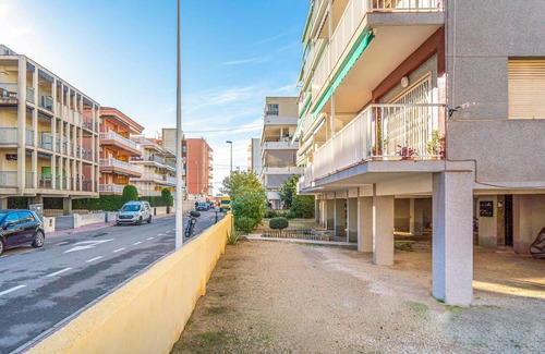 Santa Pola Apartment | Awesome apartment in Santa Pola