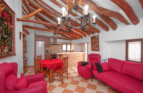 Montefrio Apartment | Awesome apartment in Monterio with WiFi
