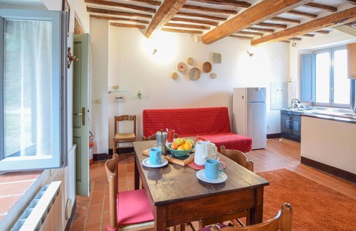 Paciano Apartment | Awesome apartment in Paciano with WiFi
