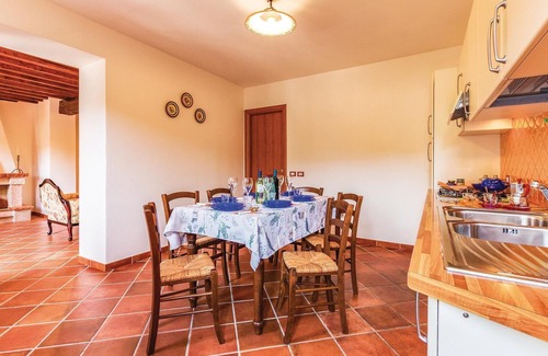 Giugnano Apartment | Awesome apartment in Casalguidi PT