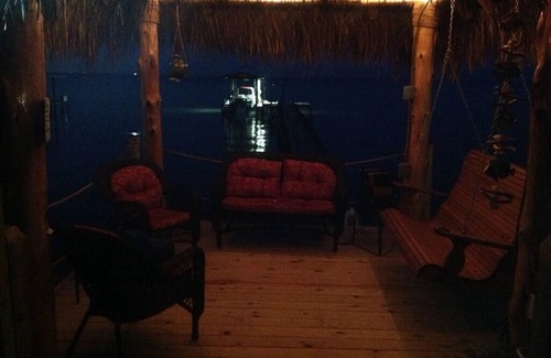 Bacliff Cottage | Awesome getaway on the Bay! 265' pier; pool, spa, tons of amenities, great views