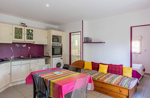Bedarrides House | Awesome home in Bédarrides