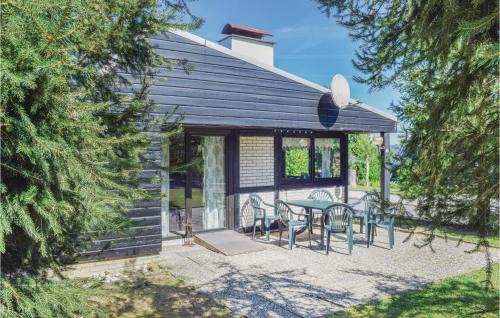 Ferienhausgebiet Hillenseifen House | Awesome Home In Gerolstein With Wifi