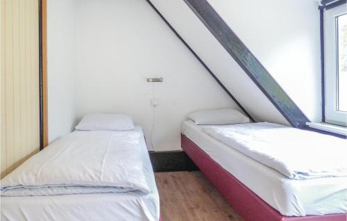 Ferienhausgebiet Hillenseifen House | Awesome Home In Gerolstein With Wifi
