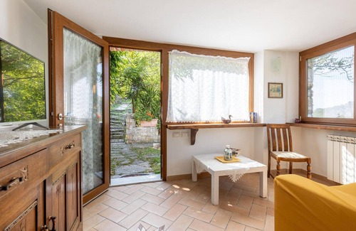 Pietrasanta House | Awesome home in Pietrasanta -LU-