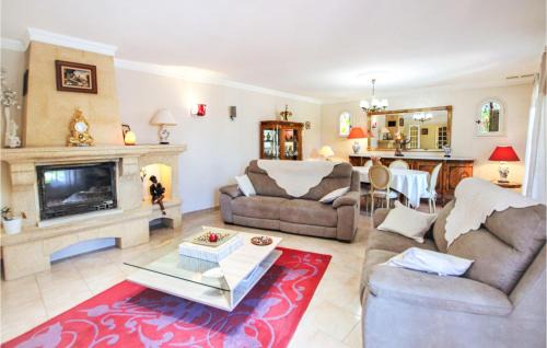 Les Angles House | Awesome Home In Les Angles