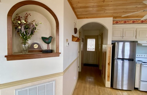 Chalet Village Ski Chalet | Awesome Mountain Views! Close to National Park, Gatlinburg, Hot Tub, Fireplace