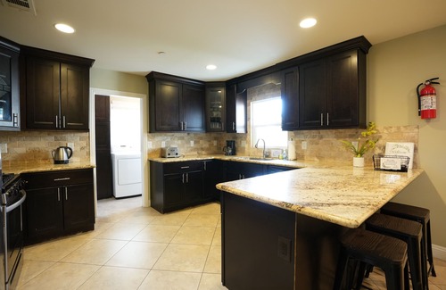 Hermosa Village House | Awesome Pool/Jac Home: 2 Ensuites, Walk 2 Disney