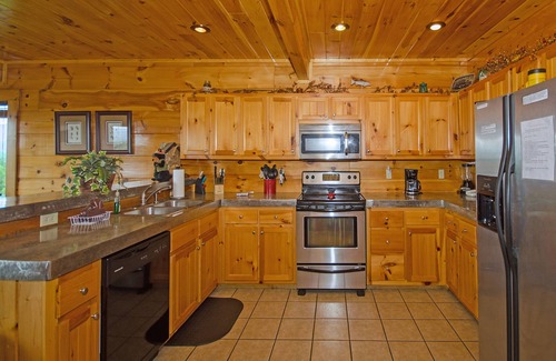 Sevierville Cabin | AWESOME VIEW! GREAT LOCATION!, Great Game Room 50% Off Zipline