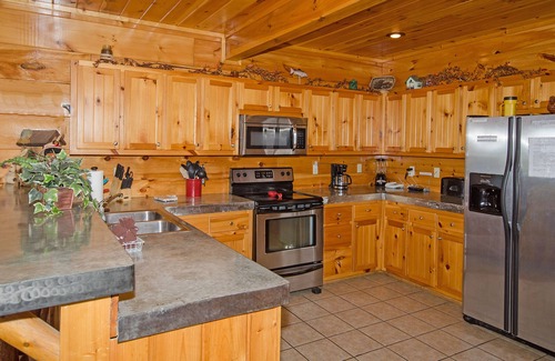 Sevierville Cabin | AWESOME VIEW! GREAT LOCATION!, Great Game Room 50% Off Zipline