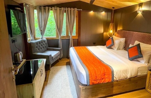 Nainital Hotel | Ayar Jungle Resort