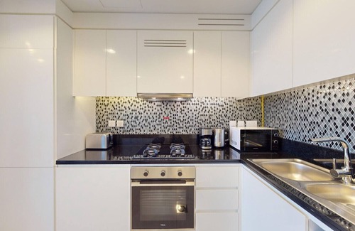 Sheikh Zayed Road Apartment | Aykon City - Two Bed with Mesmerizing City View